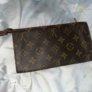 AUTHENTIC LOUIS VUITTON POUCH FROM 2004